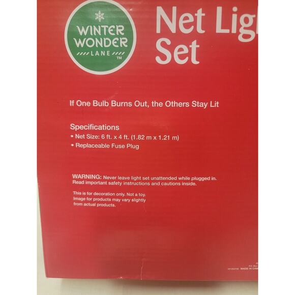 Winter Wonder Lane Net Light Set Green Wire 150 Clear Lights 6 ft x 4 ft - Picture 4 of 4
